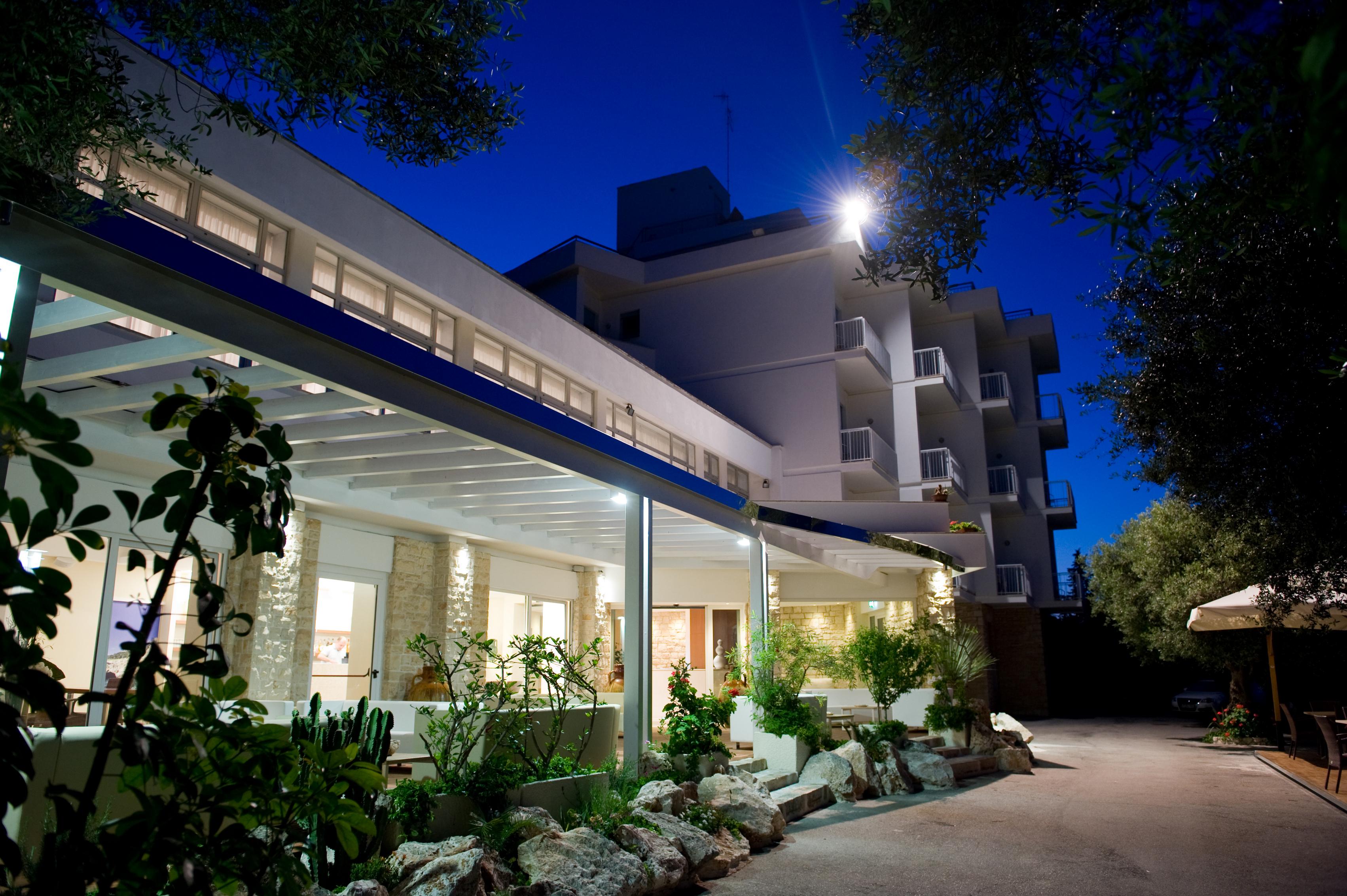 Hotel Orsa Maggiore Castro  Exterior foto